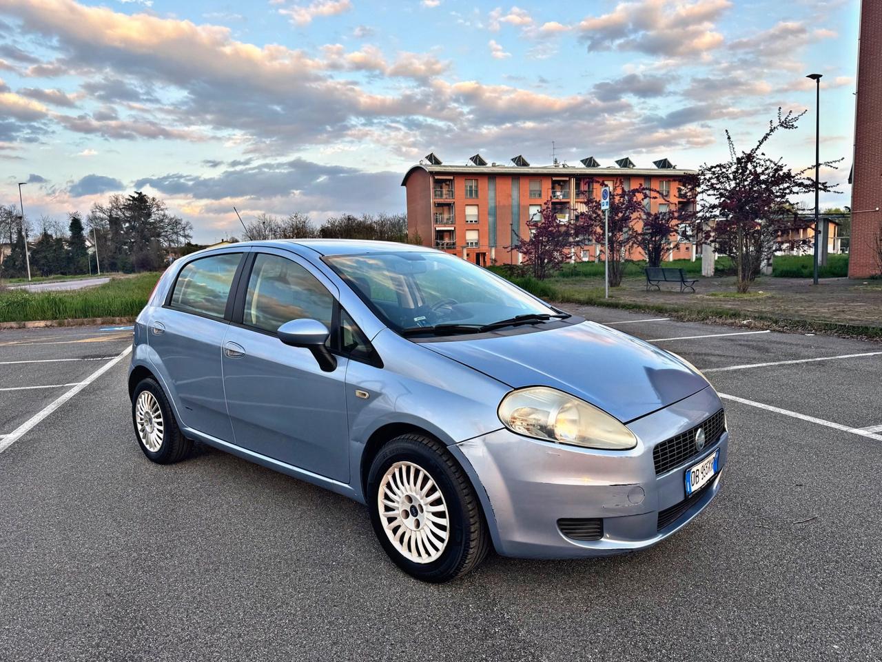 Fiat Grande Punto 1.4 Starjet 16V 5 porte Dynamic