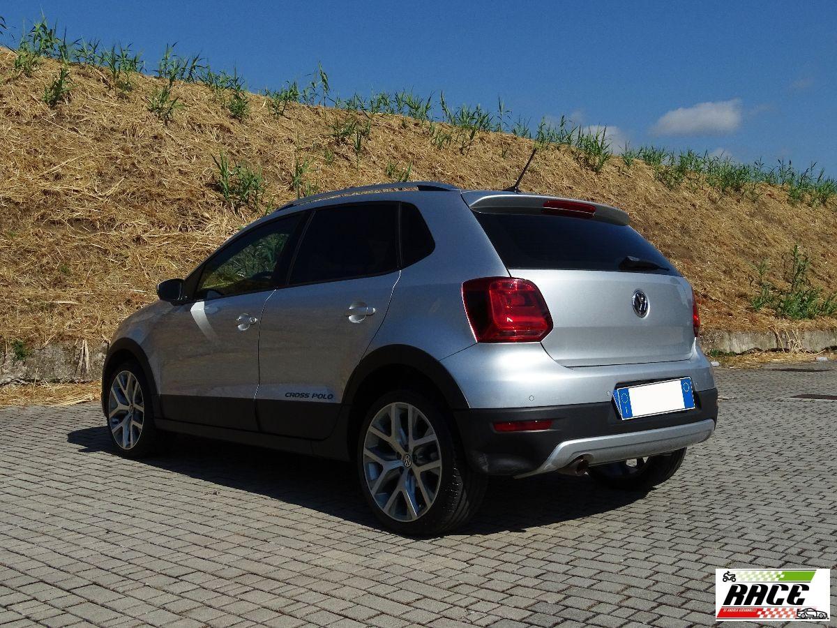 VOLKSWAGEN - Polo - Cross 1.4 TDI DSG BlueMotion Tech.