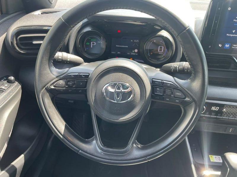 Toyota Yaris Hybrid Lounge MY22