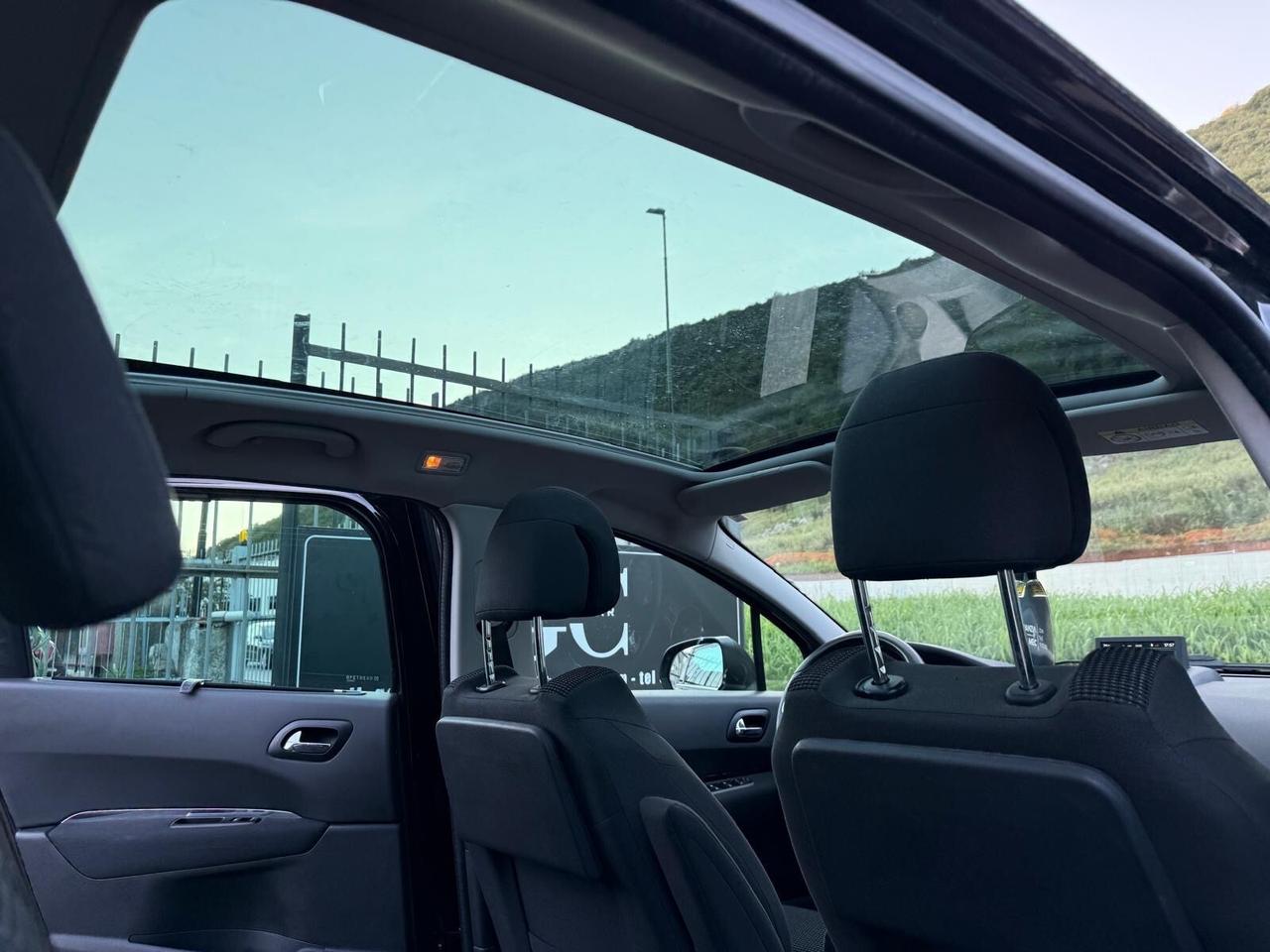 Peugeot 5008 PureTech Turbo 130 S&S Allure