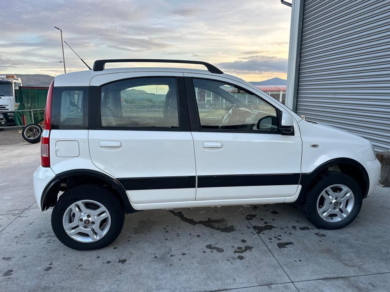 Fiat Panda 1.3 MJT 16V DPF 4x4 Climbing