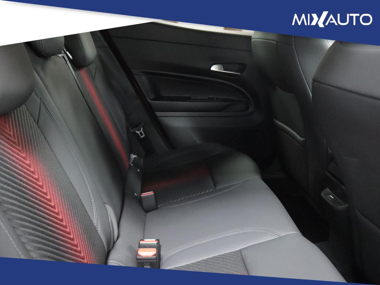 Alfa Romeo Junior 1.2 VGT Hybrid Speciale 145CV EDCT6