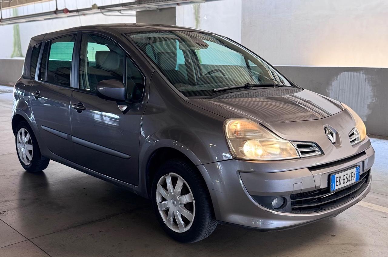 Renault Modus Grand 1.2 16V Live GPL