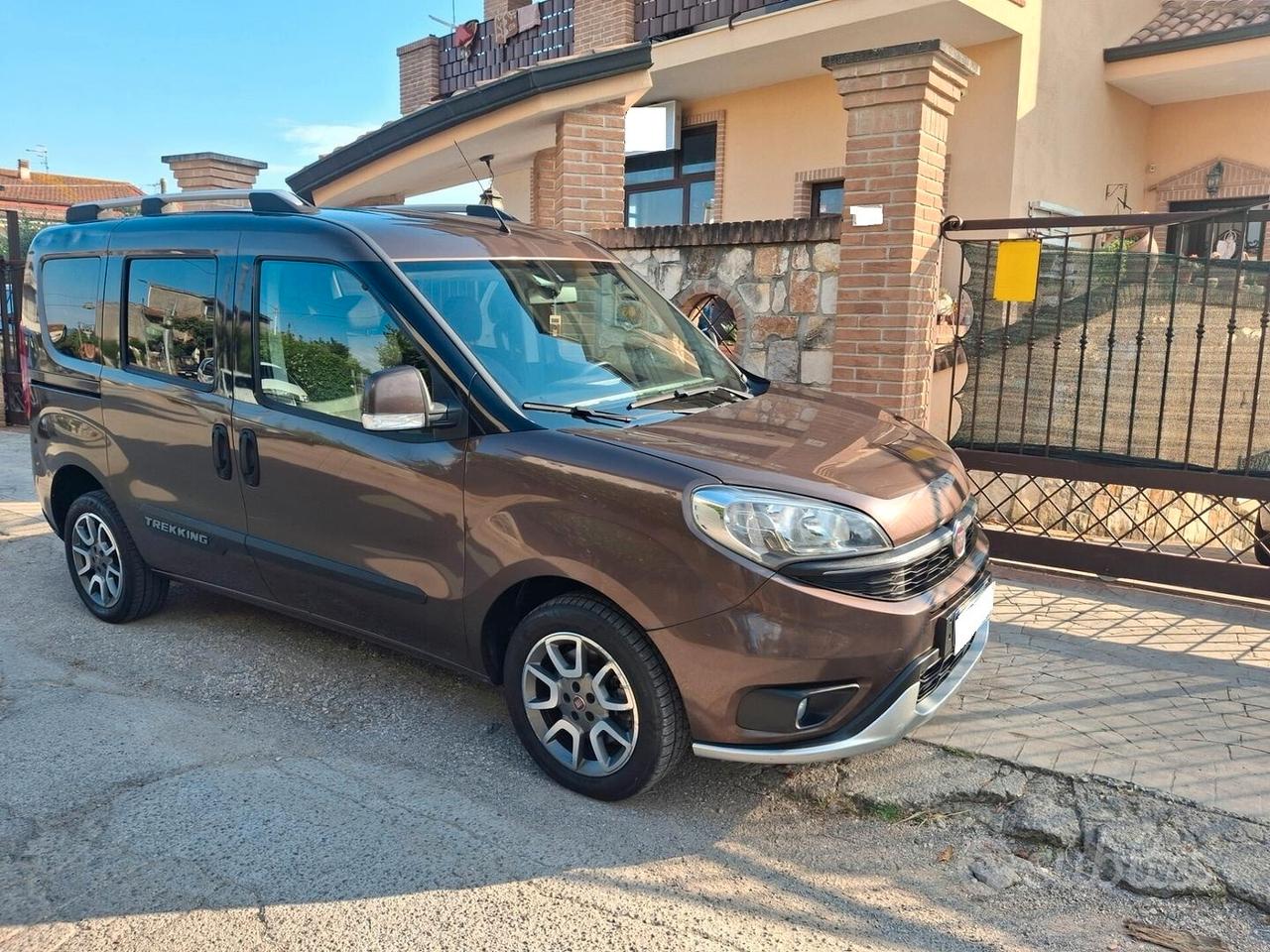 Fiat Doblò 1.6 MJT 16V 120CV Trekking 5 POSTI CLIMA CERCHI BARRE BLUETOOTH MULTIFUNZIONE PDC CRUISE