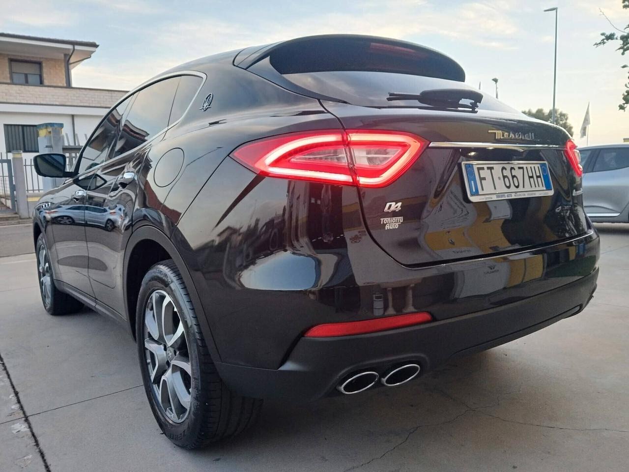 MASERATI Levante 3.0 V6 Diesel 250cv PARI AL NUOVO