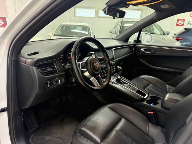 PORSCHE Macan 2.0