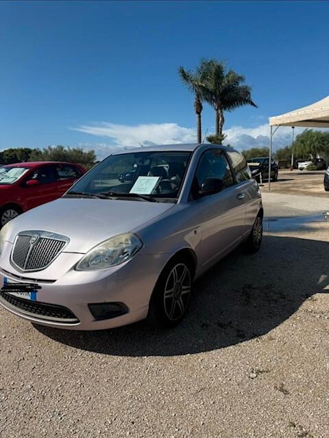 Lancia Ypsilon 1.2 Elle
