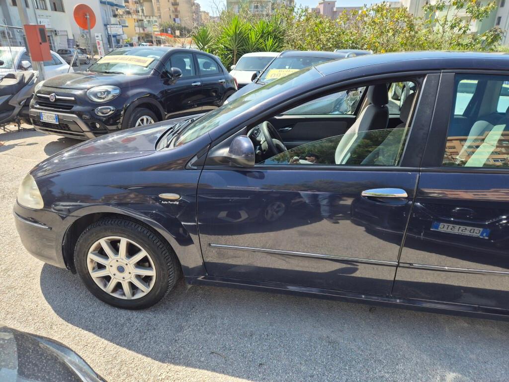 Fiat Croma 1.9 Multijet 8V 120cv