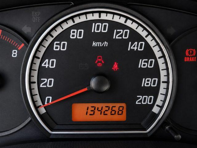 SUZUKI Swift 1.3 5p. Ok Neopatentati Bluetooth