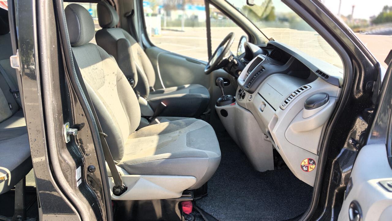 Renault Trafic 2.0 dCi/115 Aut Passenger Limousine DPF