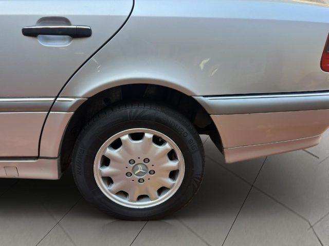 MERCEDES-BENZ C 180 cat ELEGANCE