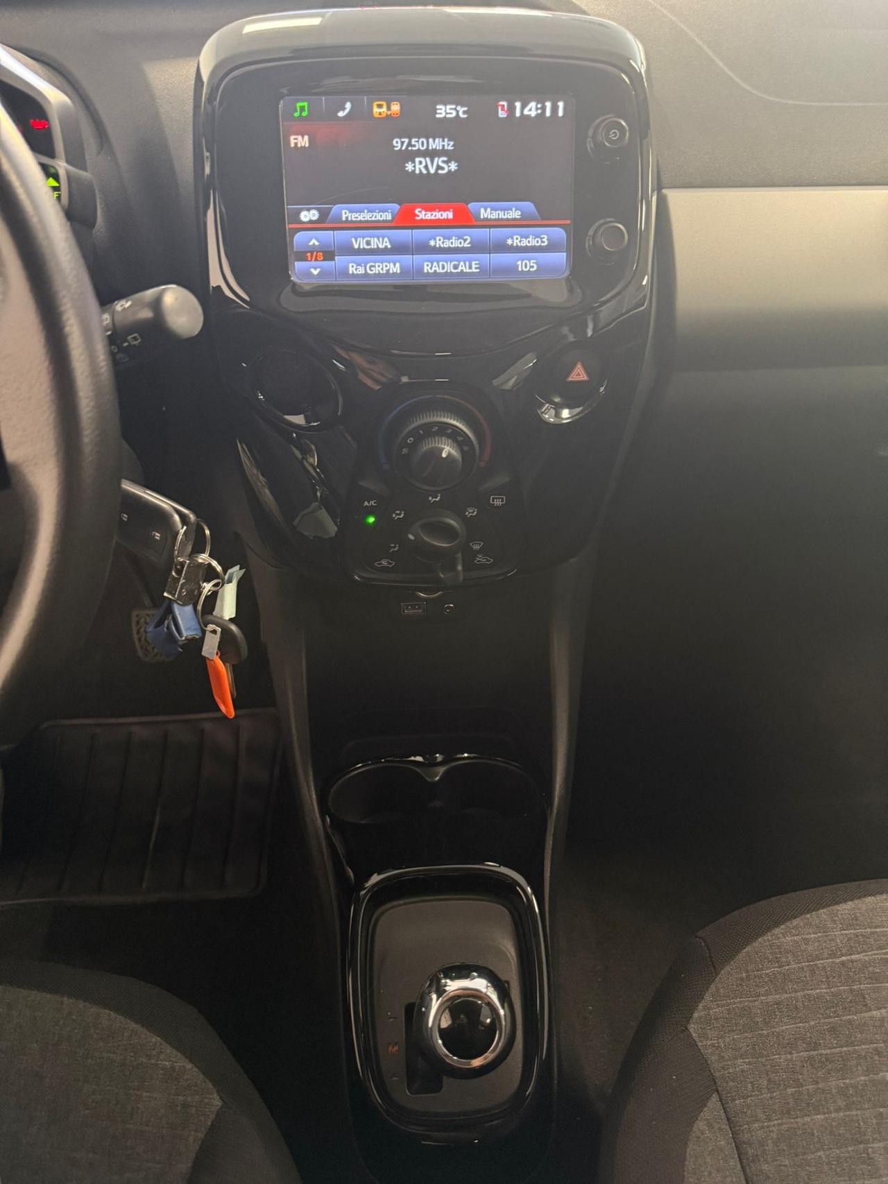 Citroen C1 VTi 68 ETG 5 porte Shine