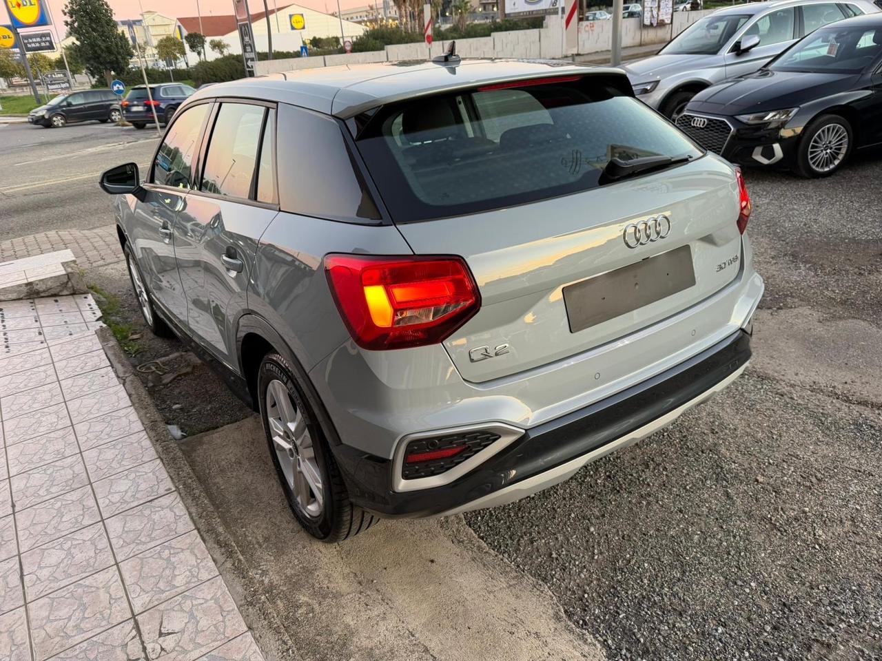 Audi Q2 30 TFSI Business