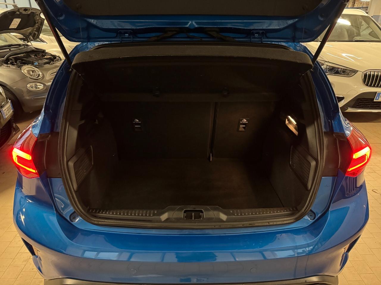 Ford Focus 1.0 EcoBoost Hybrid 125 CV . ST-Line Prezzo Reale !