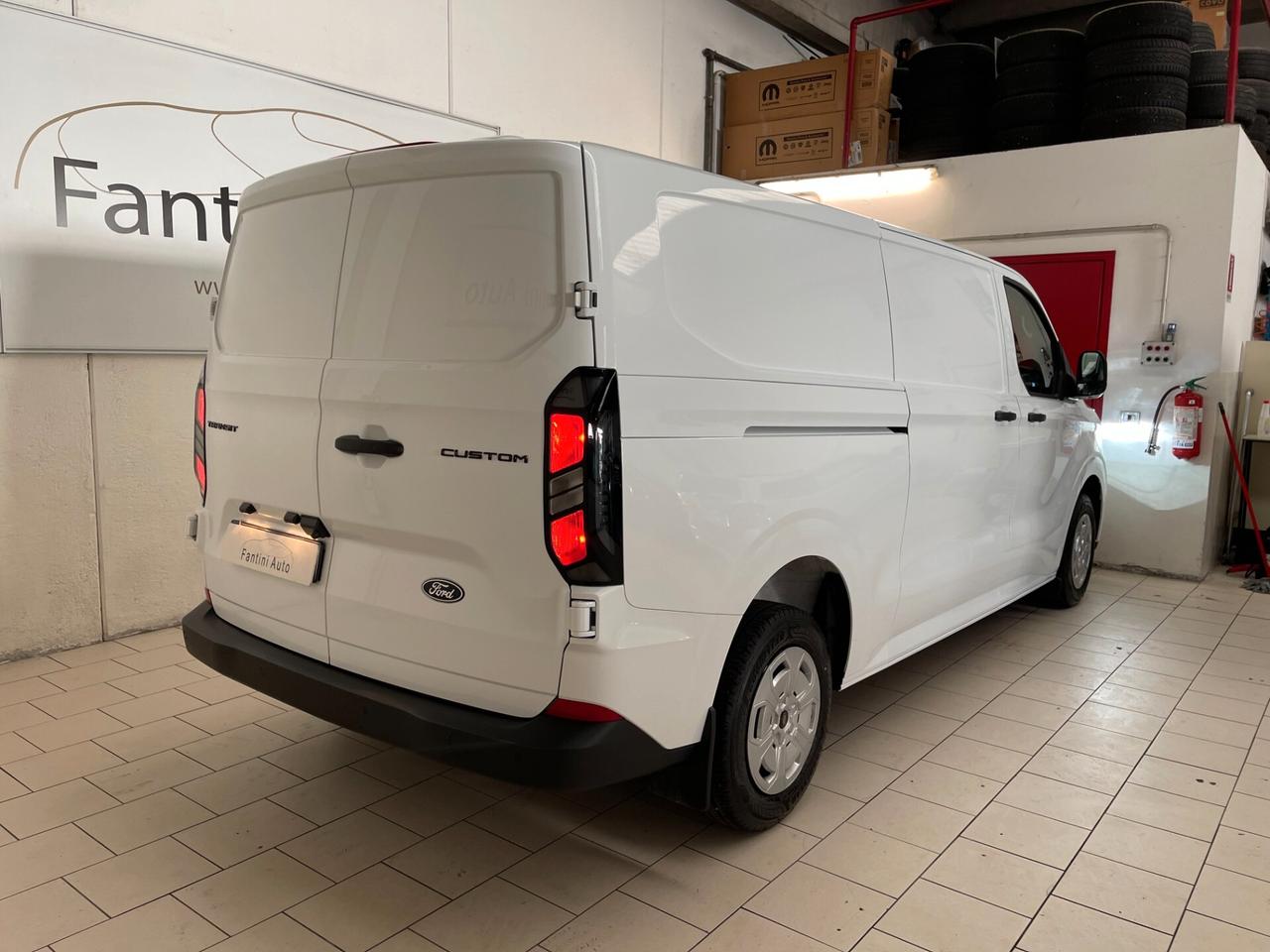Ford Transit Custom Trend PL L2 H1 2.0d 150cv-LEGGI SOTTO