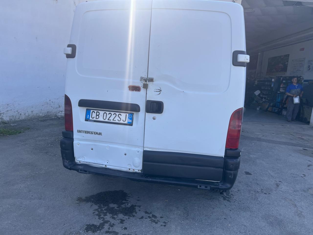 Nissan Interstar