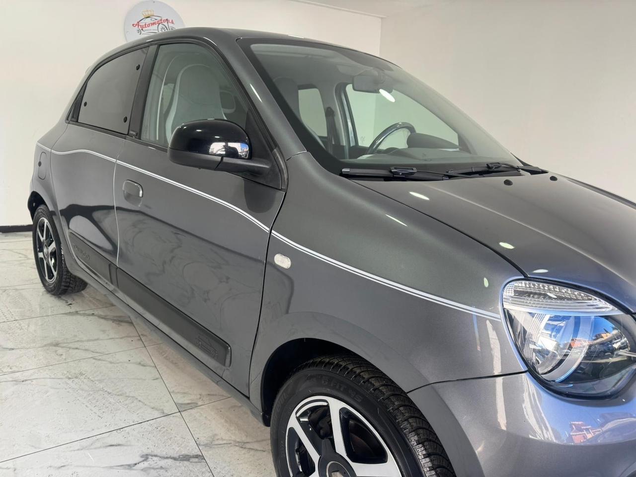 Renault Twingo TCe 90 CV-LIMITED-TAGLIANDATA RENAULT-2017