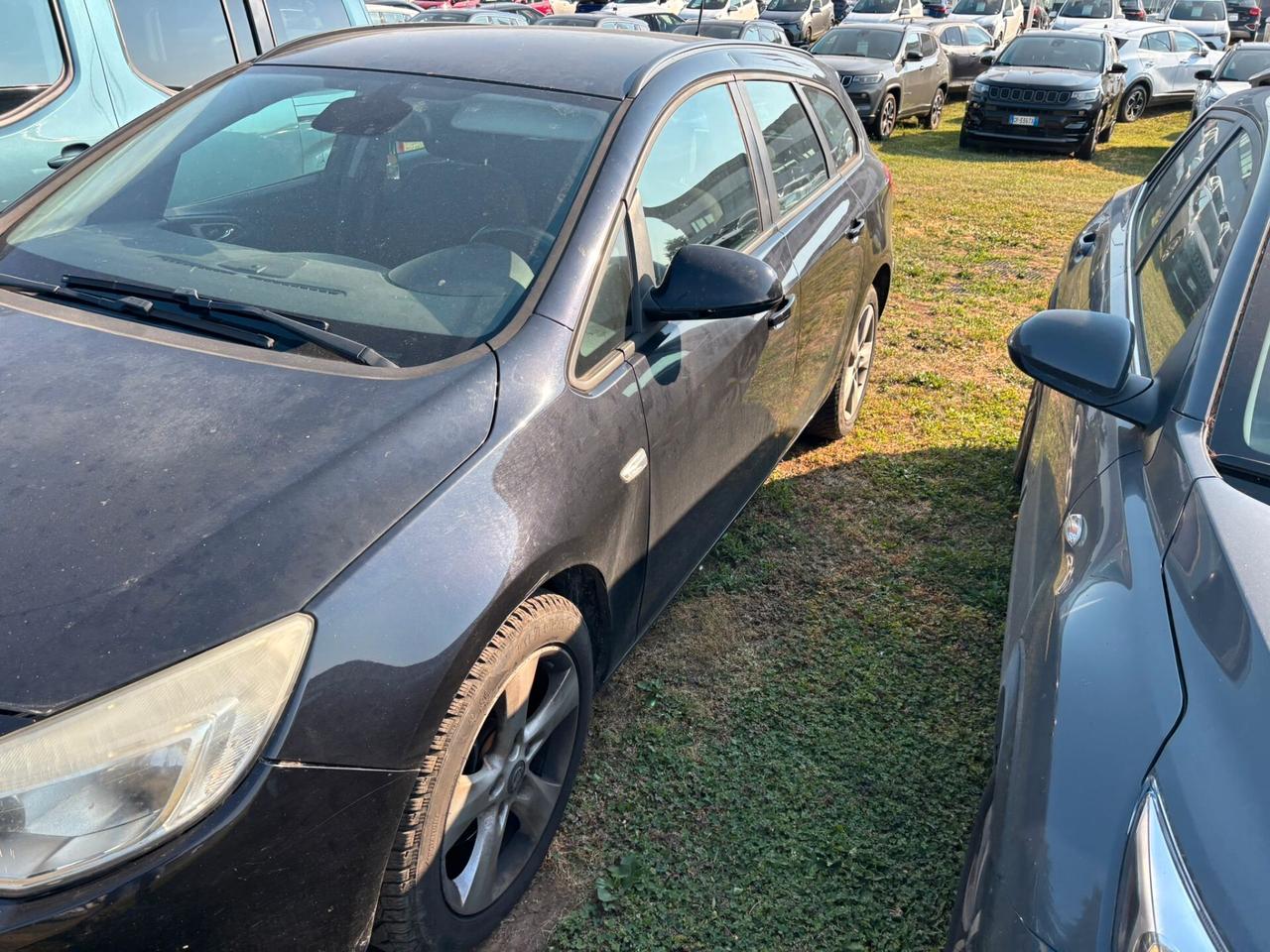 Opel Astra 1.7 CDTI - 2011