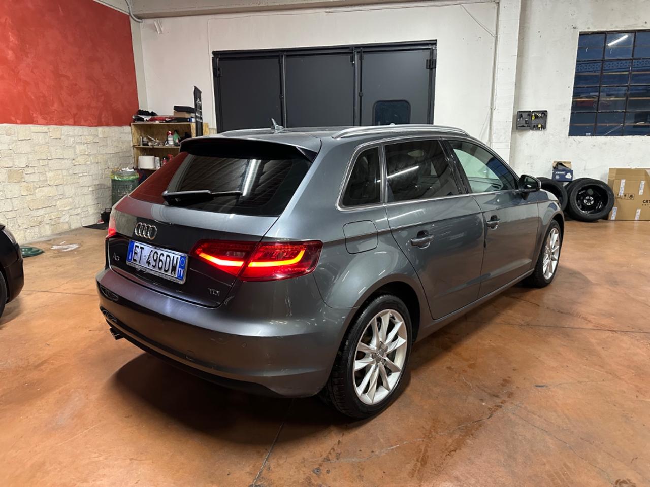 Audi A3 1.6 TDI Attraction