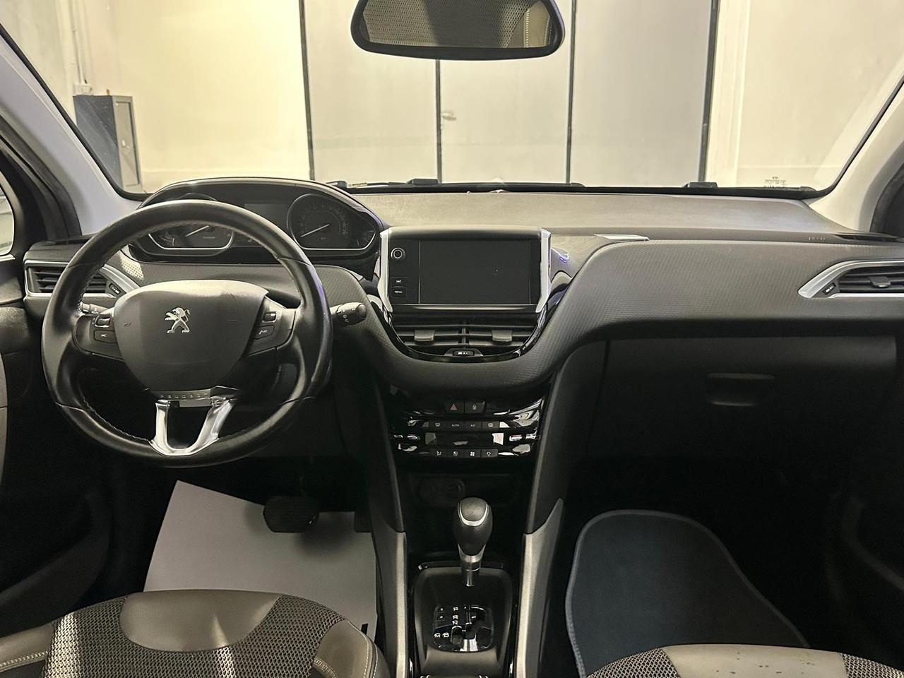 Peugeot 2008 BlueHDi 100 Allure
