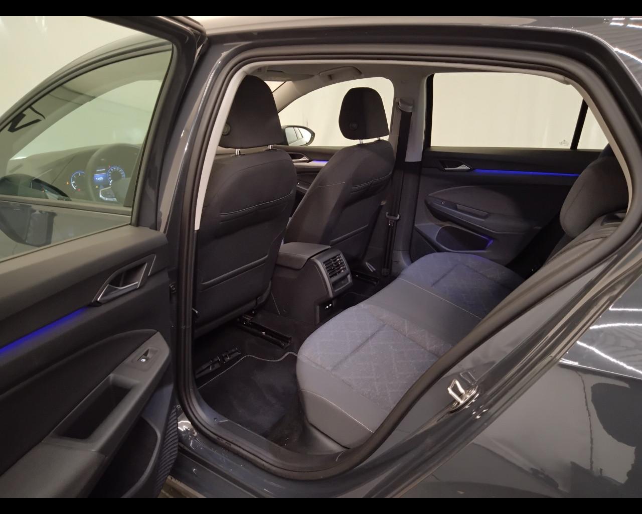 VOLKSWAGEN Golf VIII 2020 - Golf 2.0 tdi Life 115cv