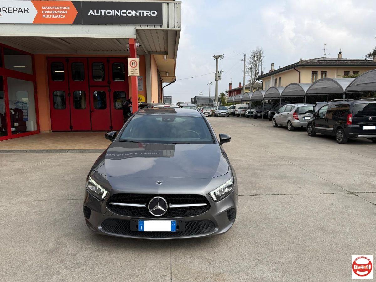 MERCEDES - Classe A A 180 d Sport auto