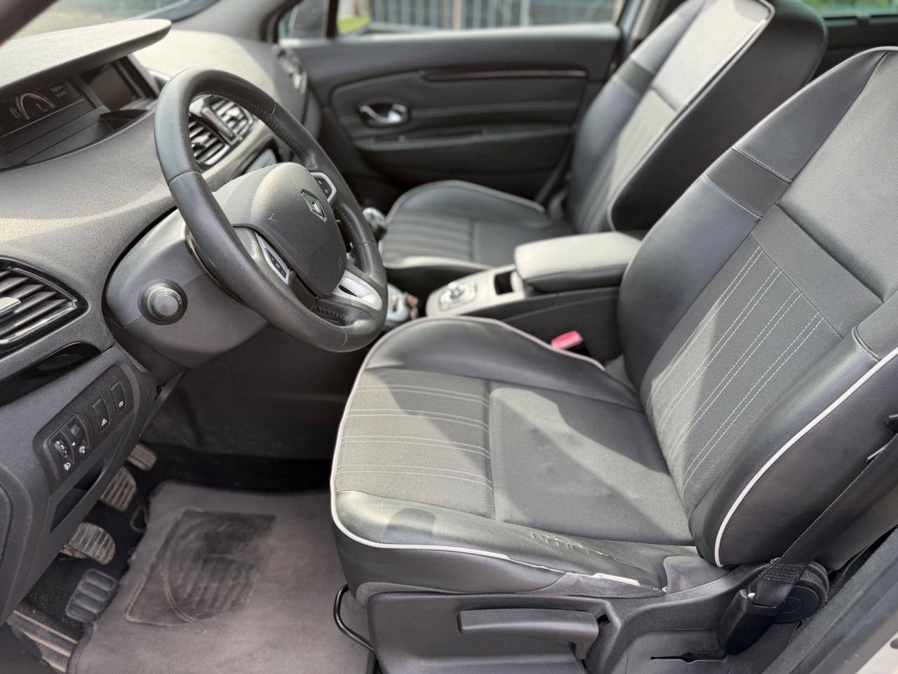 Renault Scenic Scénic 1.5 dCi 110CV S&S Bose