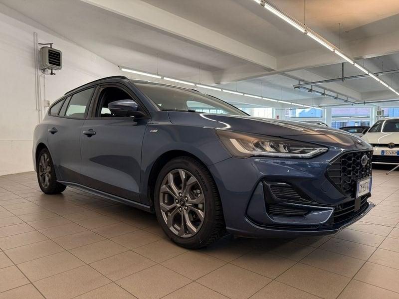 Ford Focus 1.0 EcoBoost Hybrid 125 CV SW ST Line Design