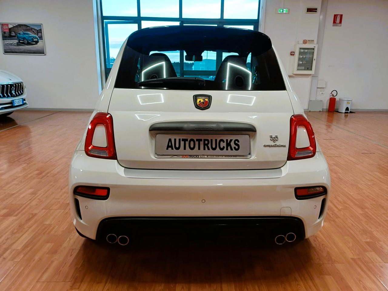 Abarth 595 COMPETIZIONE SABELT