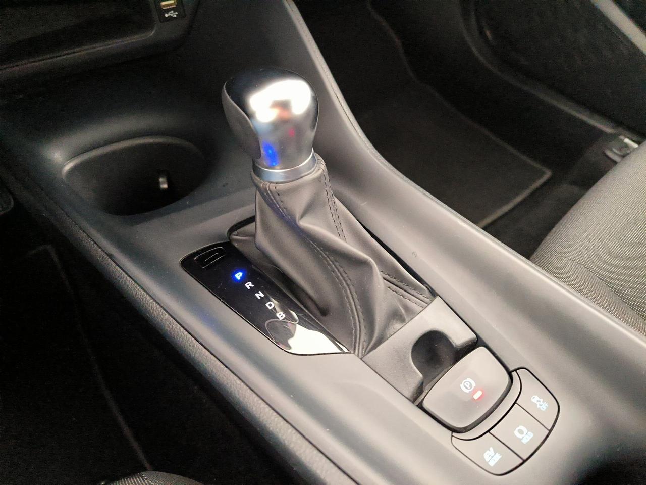 Toyota C-HR 1.8h active e-cvt