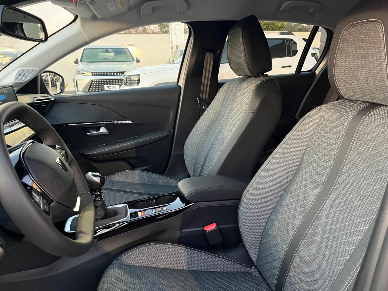 Peugeot 208 PureTech 100 Stop&Start 5 porte Allure Km0