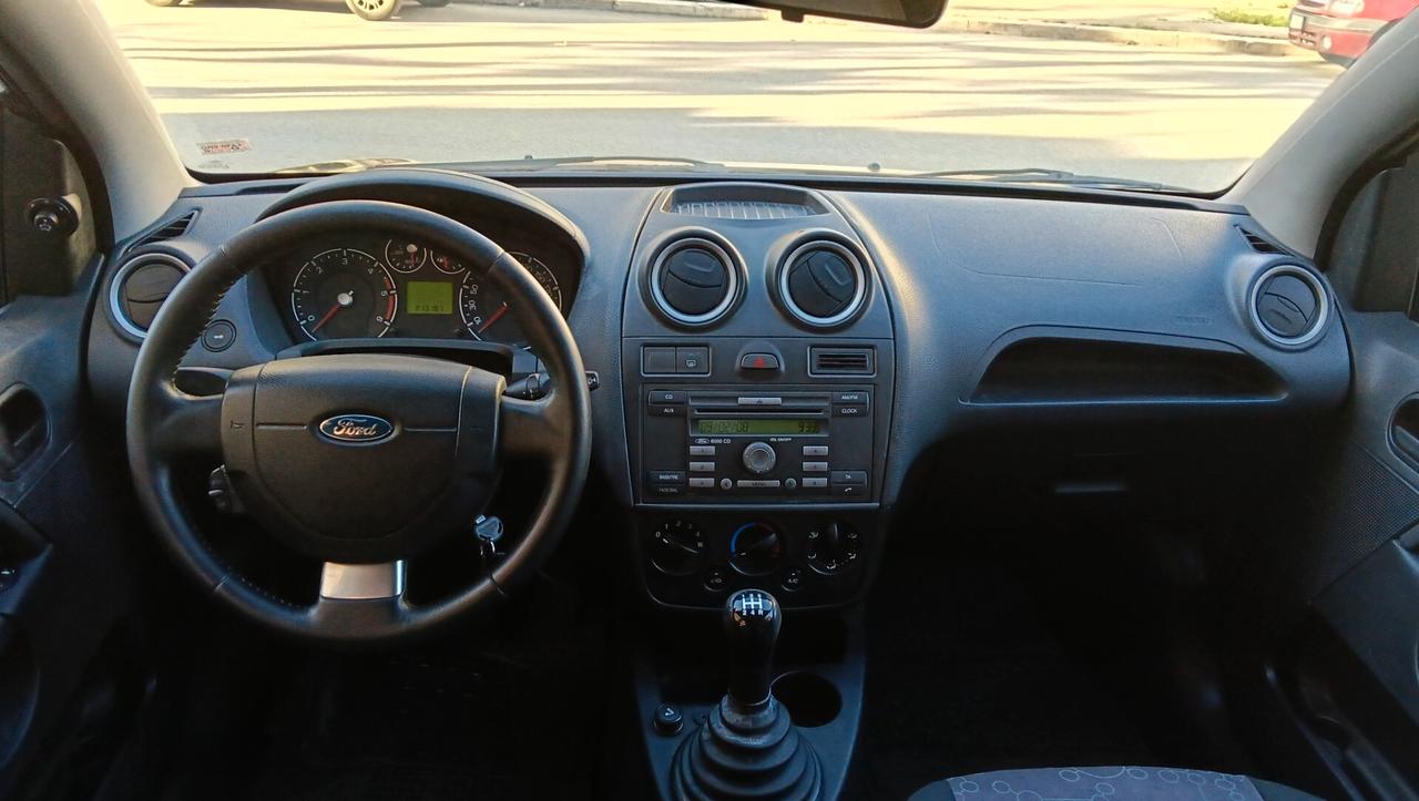 FORD FIESTA 1.4 DIESEL- PREZZO PROMO!