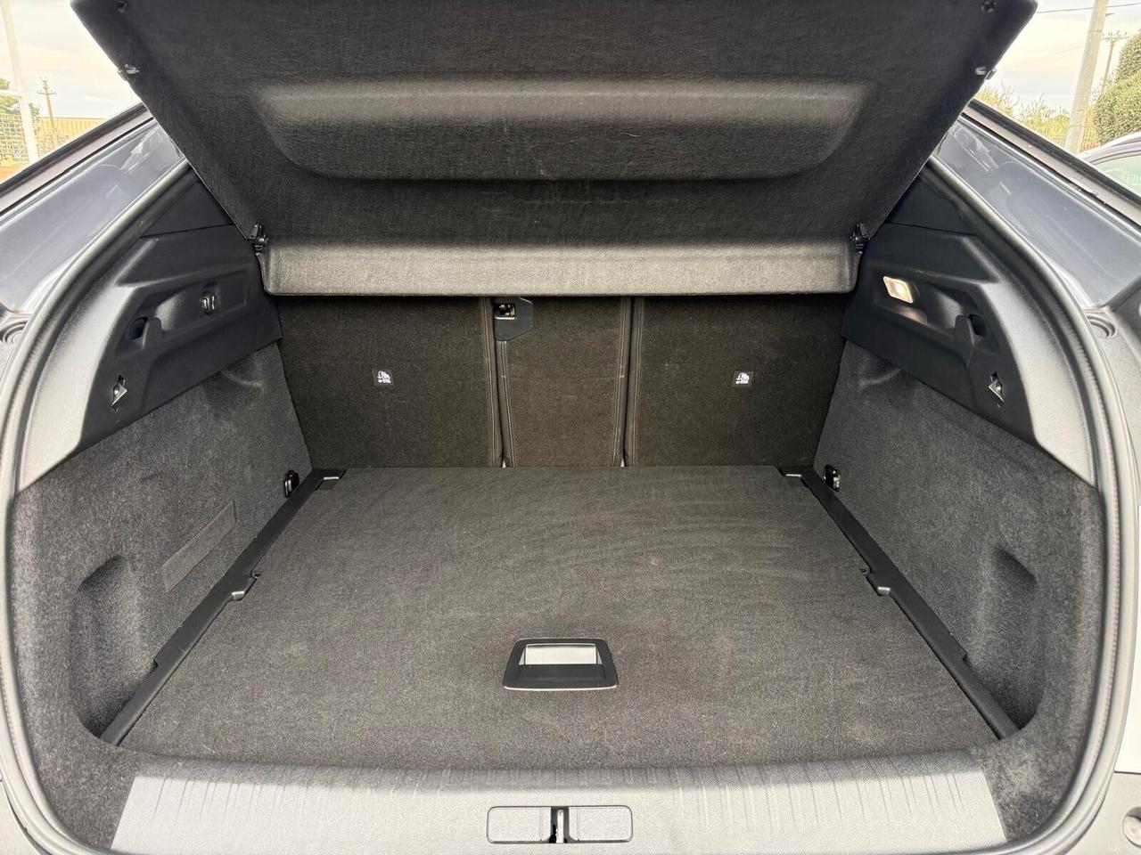 New PEUGEOT 3008 Mild-Hybrid 164cv Allure e-DCS 6