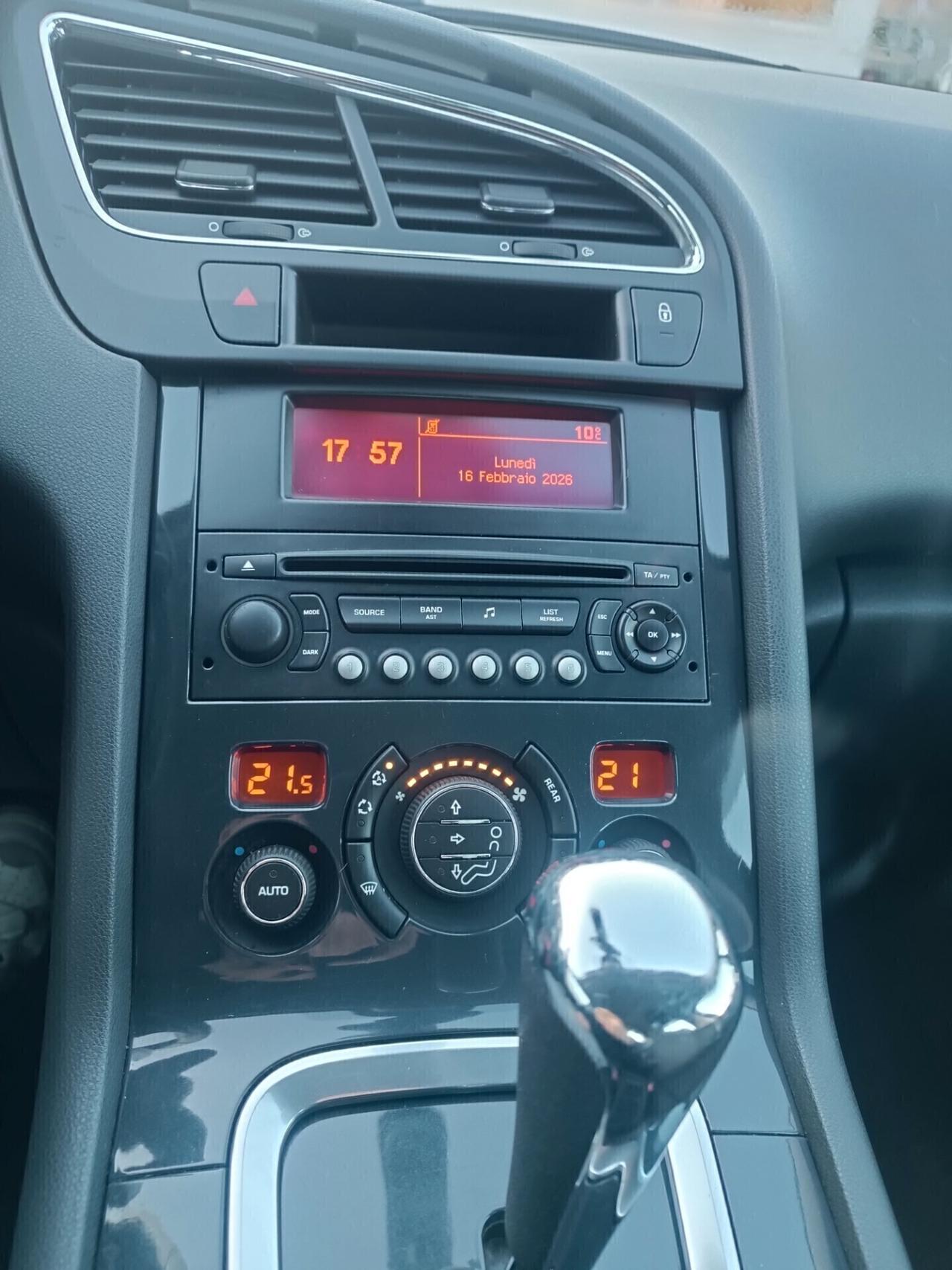 Peugeot 5008 1.6 diesel automatica garanzia