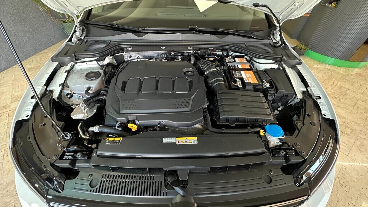 Volkswagen Golf 2.0 TDI 150 CV DSG SCR Style