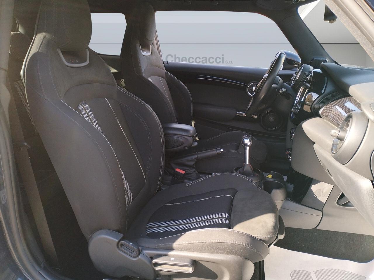 MINI John Cooper Works IV F56 2019 3p 2.0 Pro