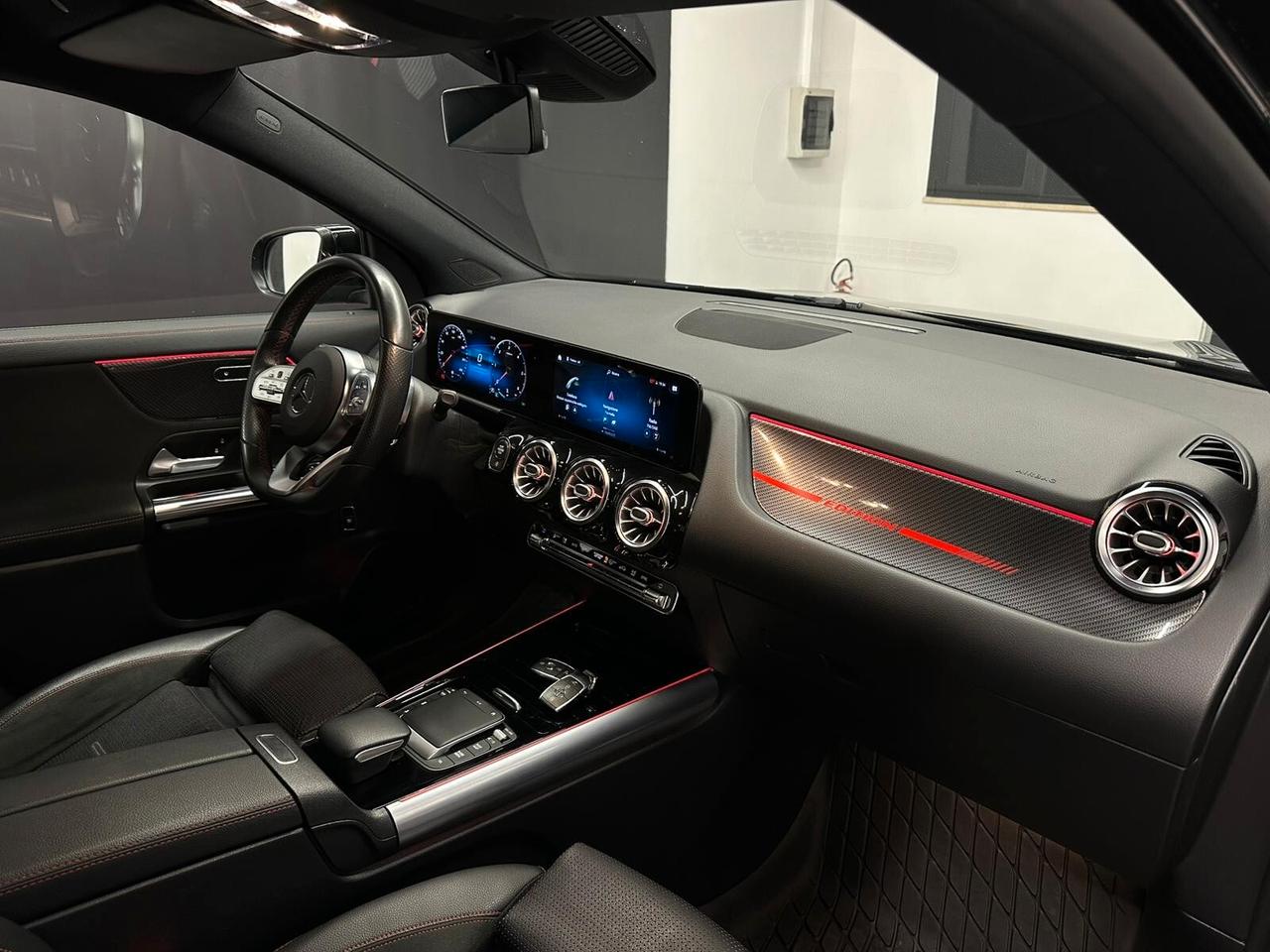 GLA 200d Automatic 4Matic Premium Edition 1