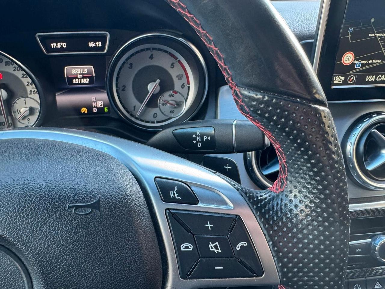 MERCEDES GLA 200 d AUTOMATIC PREMIUM