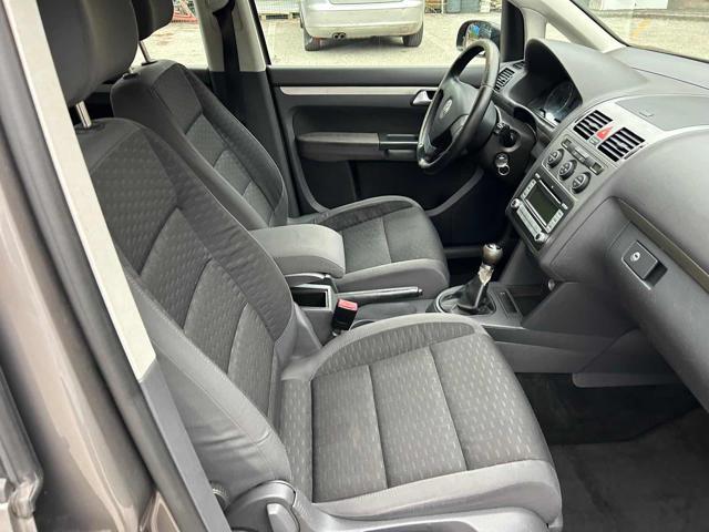 VOLKSWAGEN Touran 1.9 TDI 105CV Highline senza nessun lavoro da fare