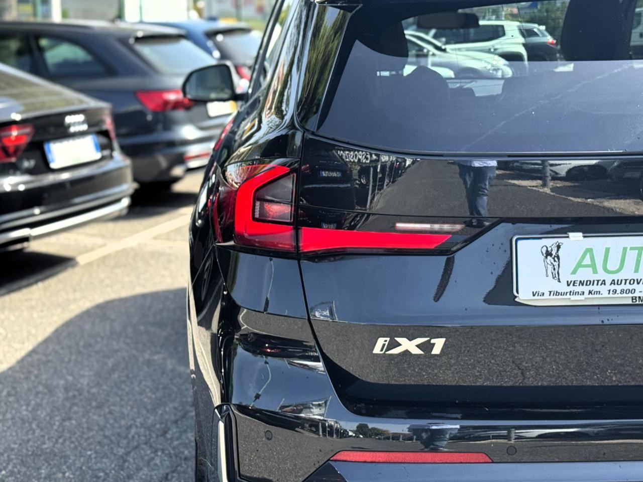 BMW iX1 xDrive 30 xLine