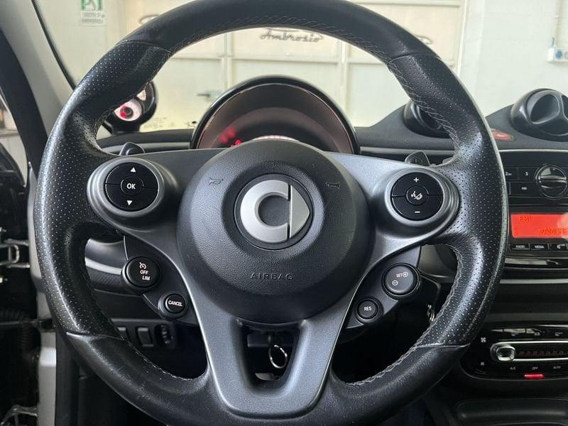 smart forfour Forfour 1.0 Passion 71cv twinamic my18 TUA DA 149,00 EURO AL MESE