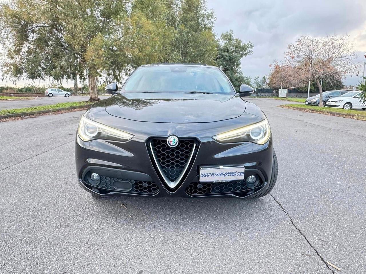 Alfa Romeo Stelvio 2.2 Turbodiesel 210 CV AT8 Q4 Lusso - 2017