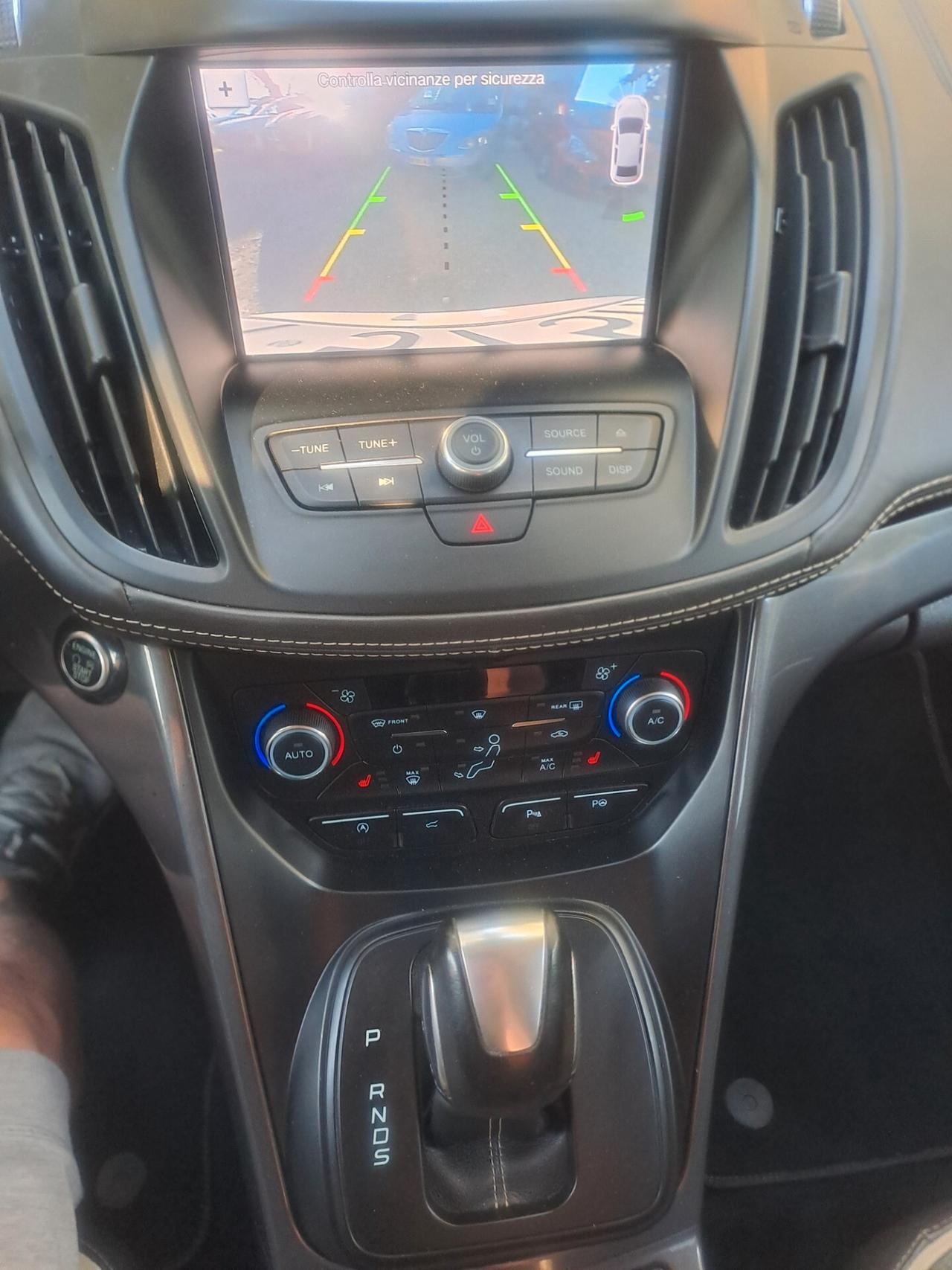 Ford Kuga 2.0 TDCI 180 CV S&S 4WD Powershift Vignale