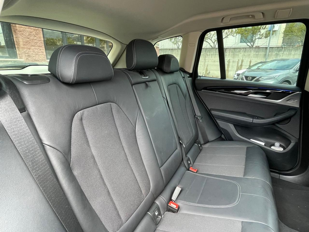 Bmw X3 xDrive20D 190CV C.Auto/Navi/Xenon