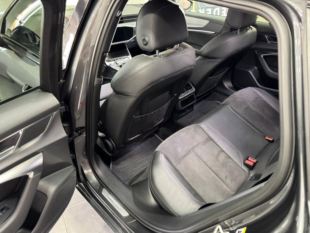 Audi A6 Avant 40 2.0 TDI quattro ultra S tronic Business Design S-line Interno Esterno