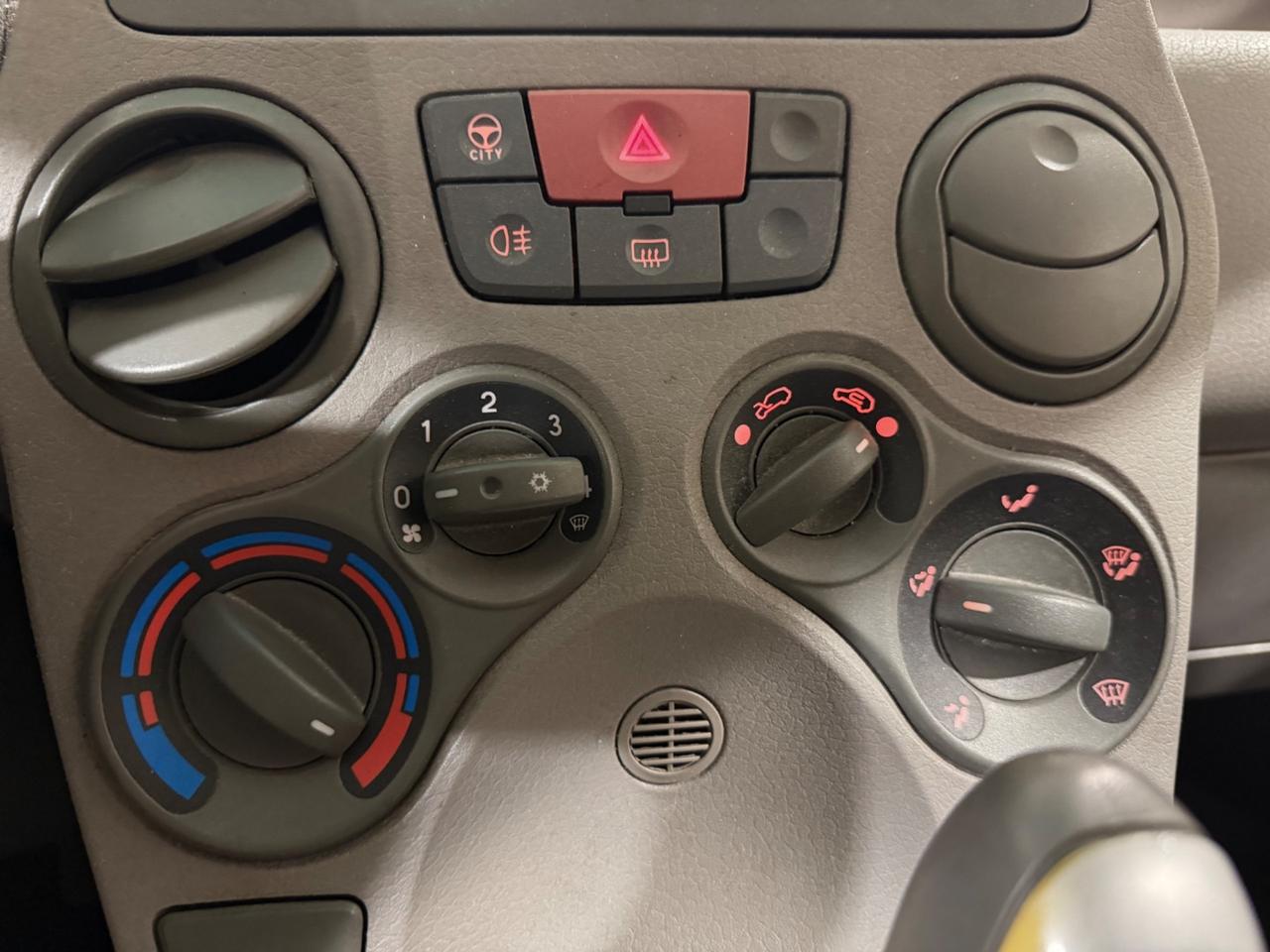 Fiat Panda 1.2 Dualogic Dynamic