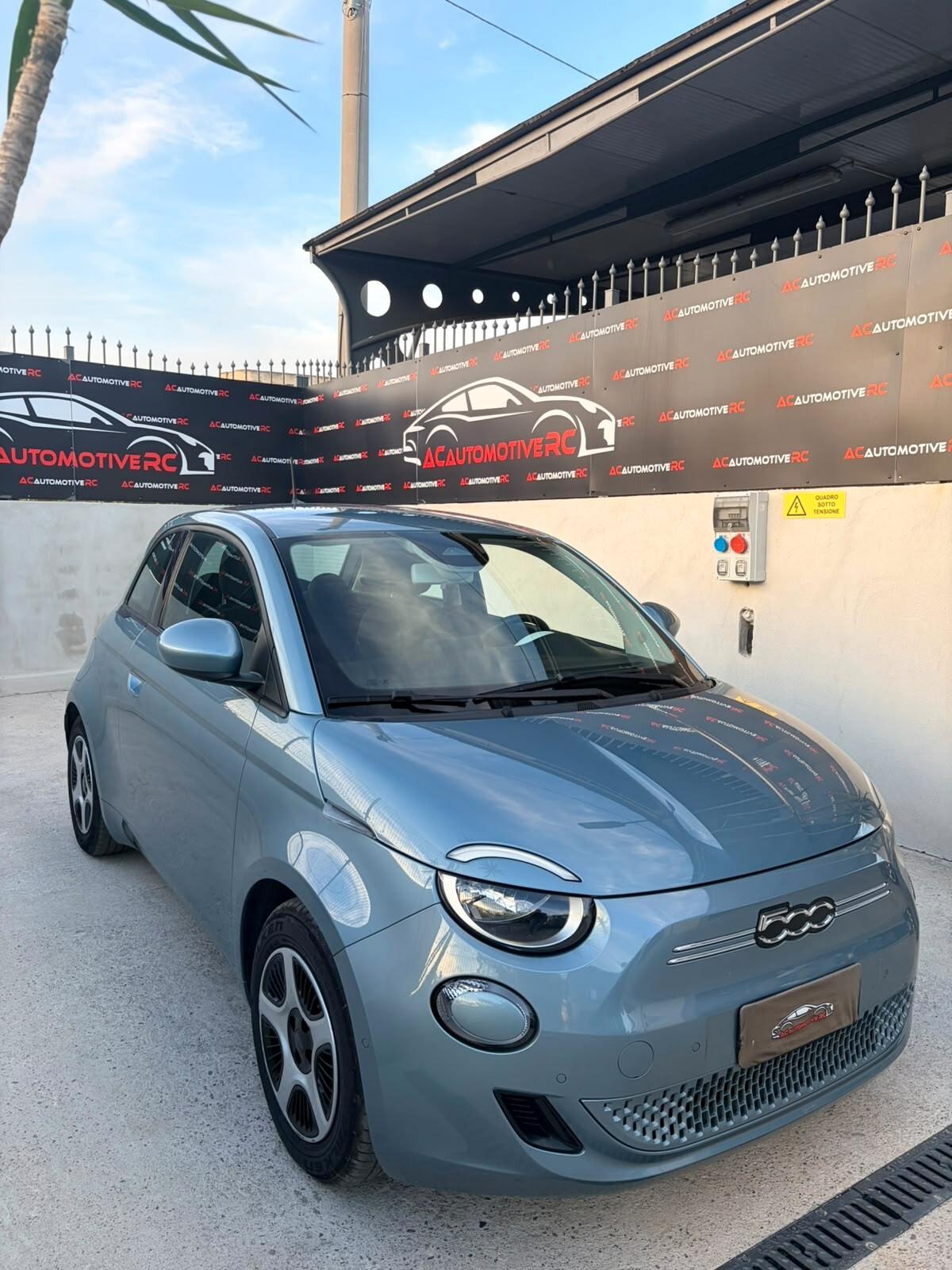 Fiat 500 500e Berlina 42 kWh Passion