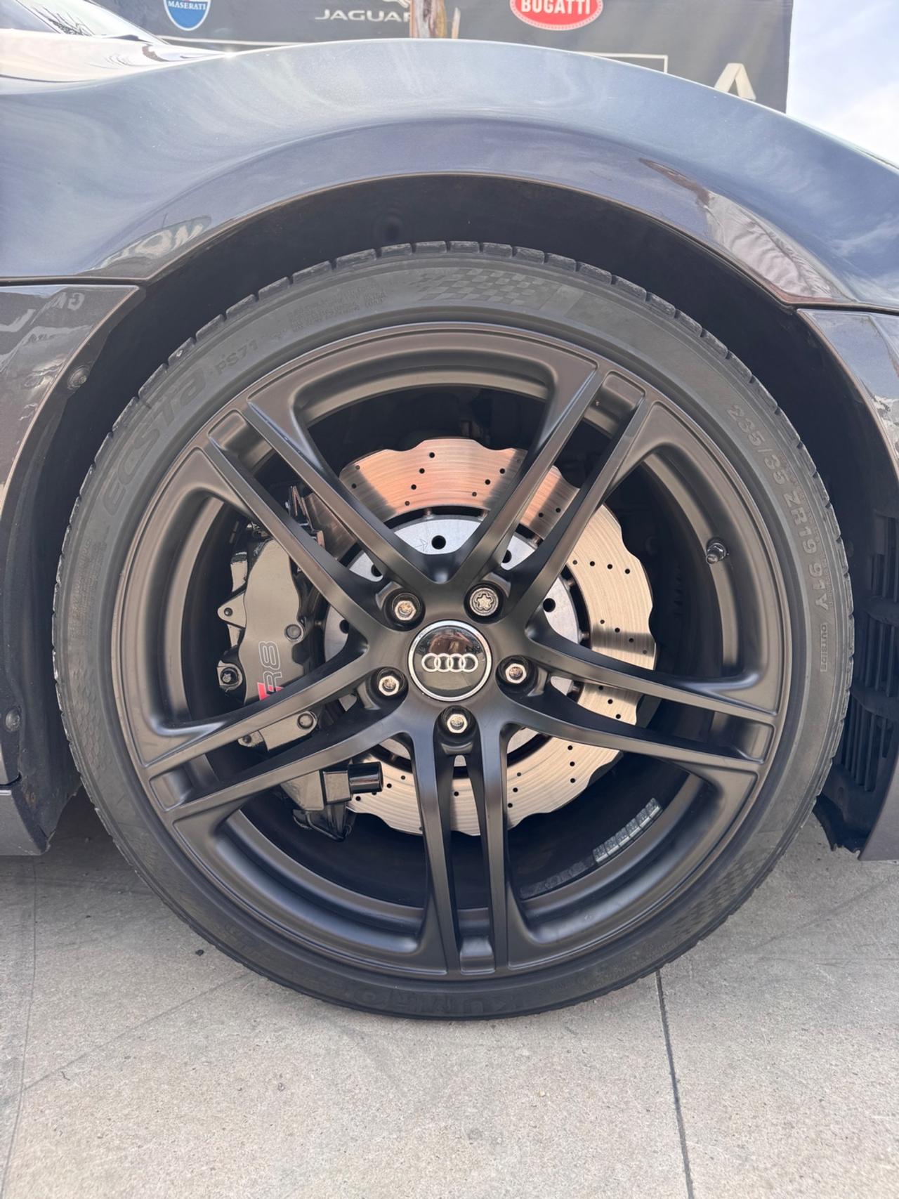 Audi R8 Spyder 4.2 V8 FSI quattro S tronic