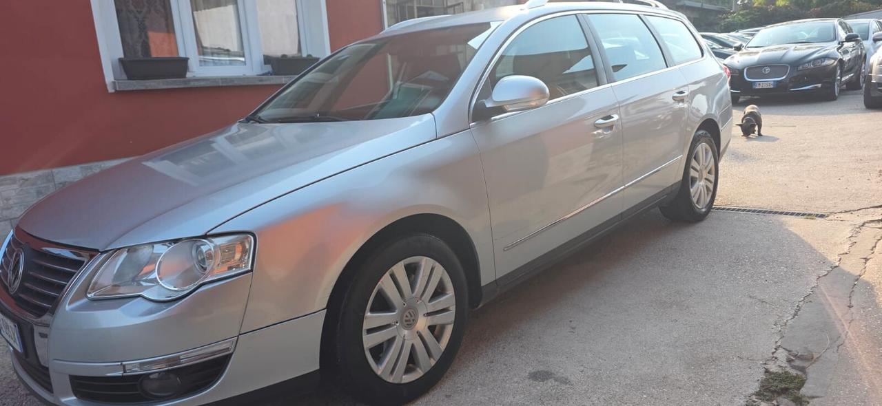 Volkswagen Passat 2.0 TDI DPF 4mot. Var. Highline