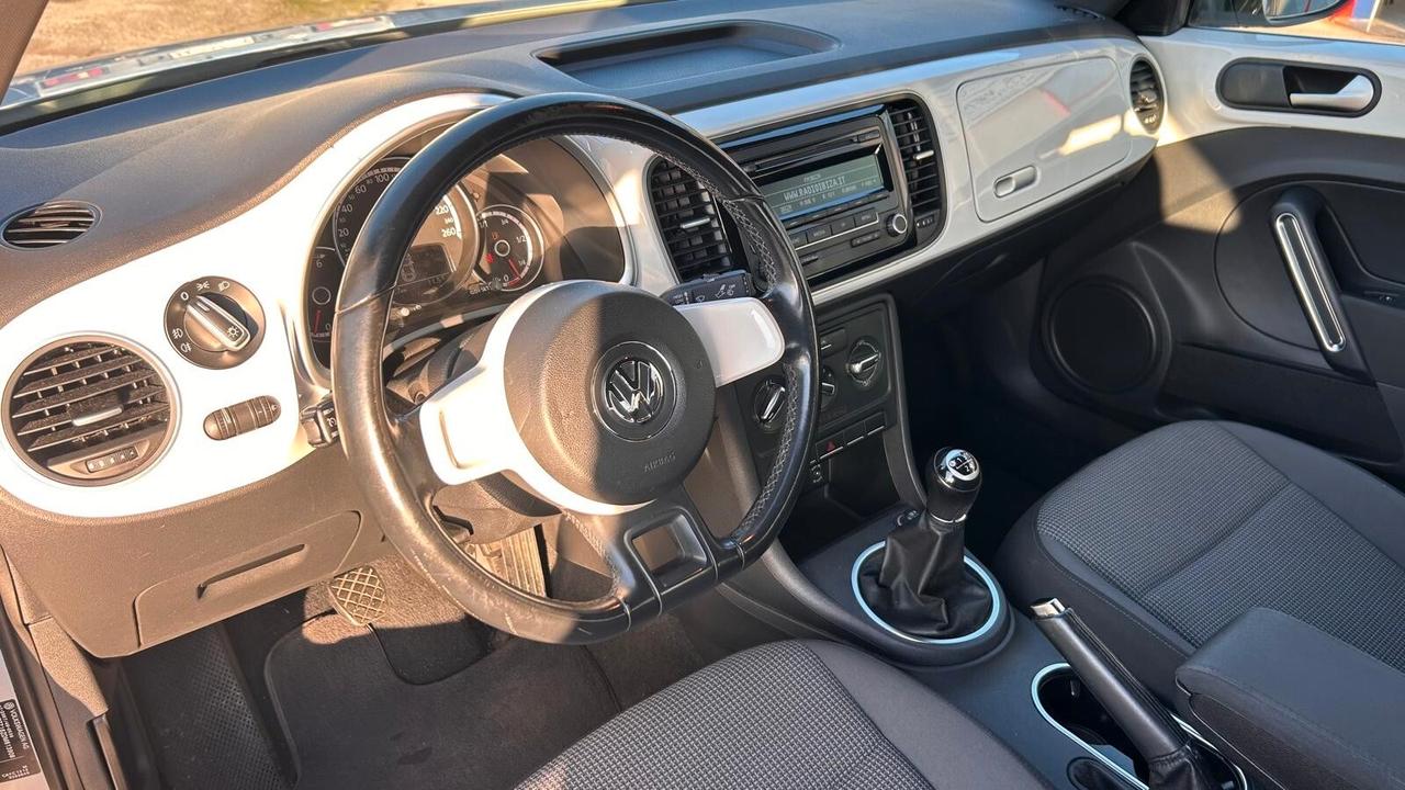 Volkswagen Maggiolino 1.6 TDI Design